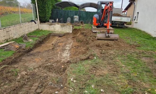 Aménagement extérieur pour l’arrivée d’une piscine à Quincié-en-Beaujolais, Belleville-en-Beaujolais, Nature en Beaujolais
