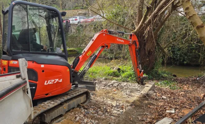 Démolition et enlèvement d’un abri de jardin à Beaujeu, Belleville-en-Beaujolais, Nature en Beaujolais